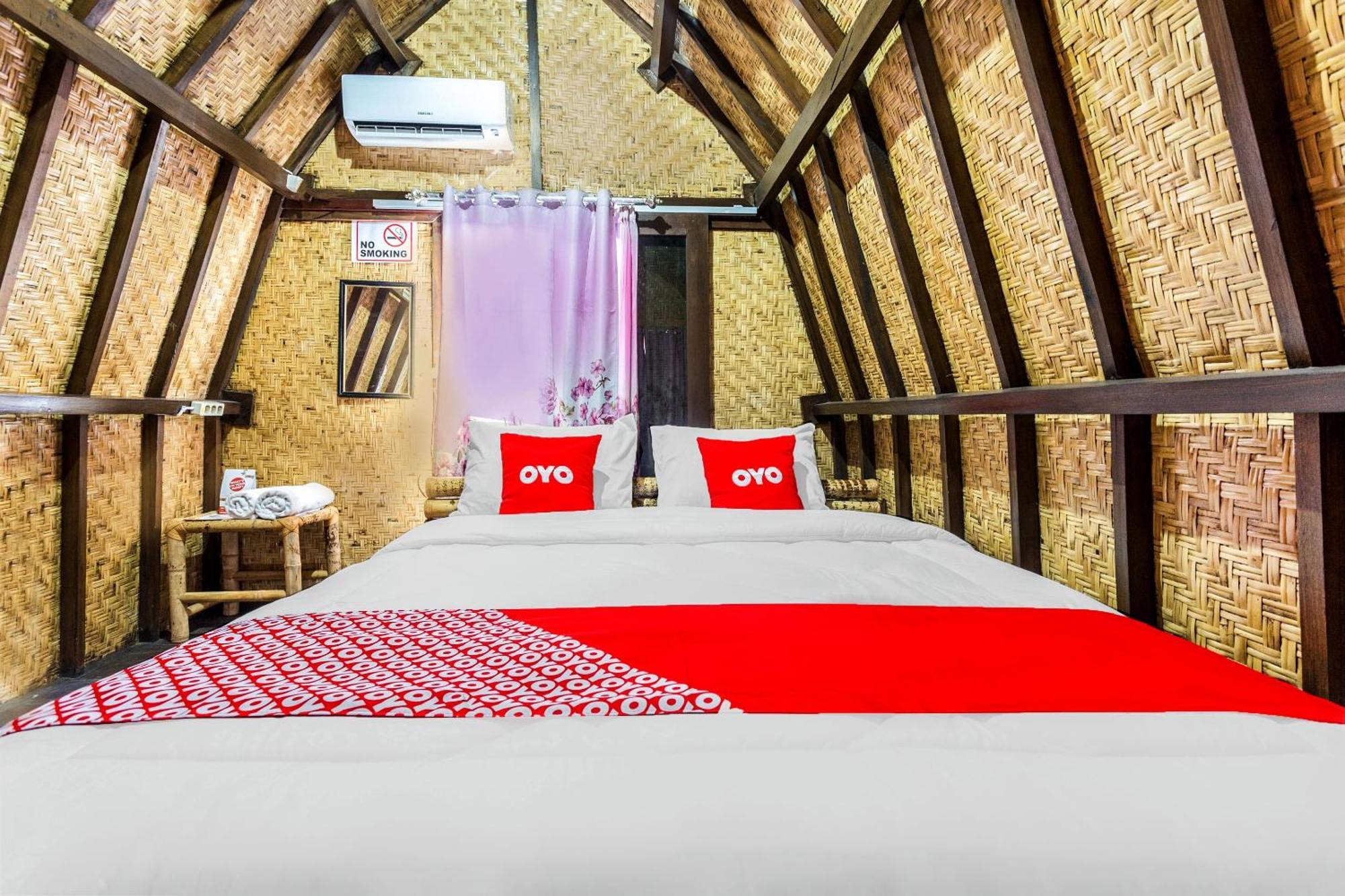 Oyo 1837 Telone Bungalow Palebah Ngoại thất bức ảnh